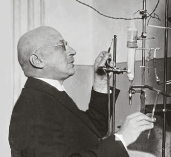 Fritz Haber in a BASF-Laboratory, circa 1914